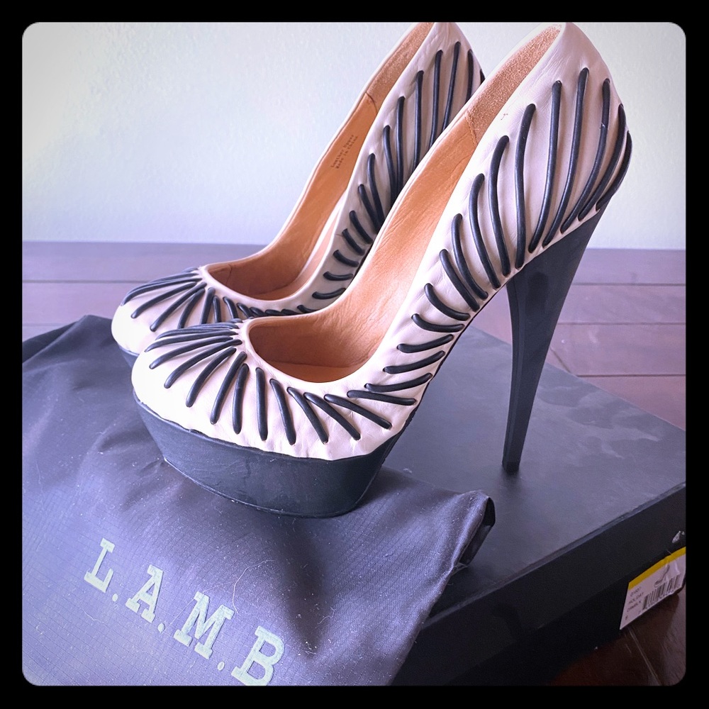 LAMB Heels